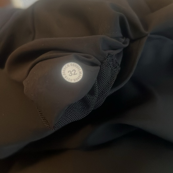 Lululemon Easy Commute Pant in Black Size 32 - Picture 10 of 11
